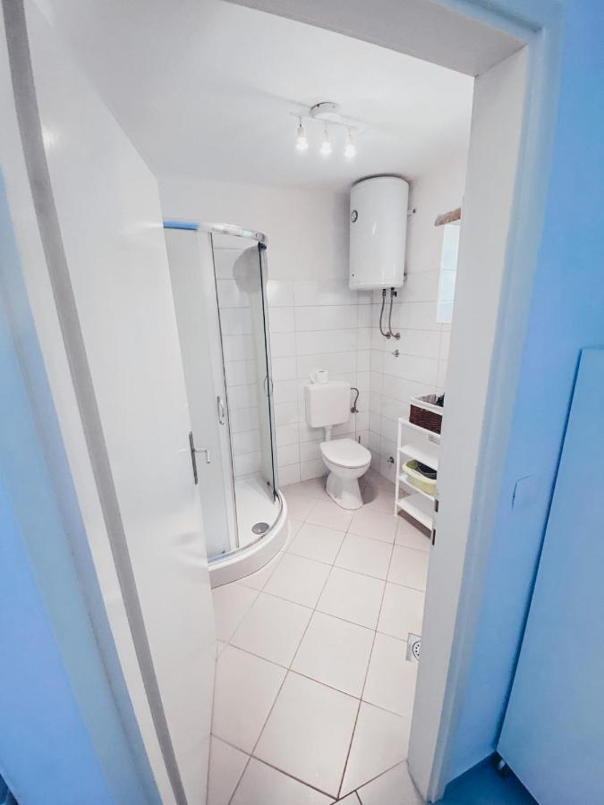 Apartment Estera Jelsa  Eksteriør billede