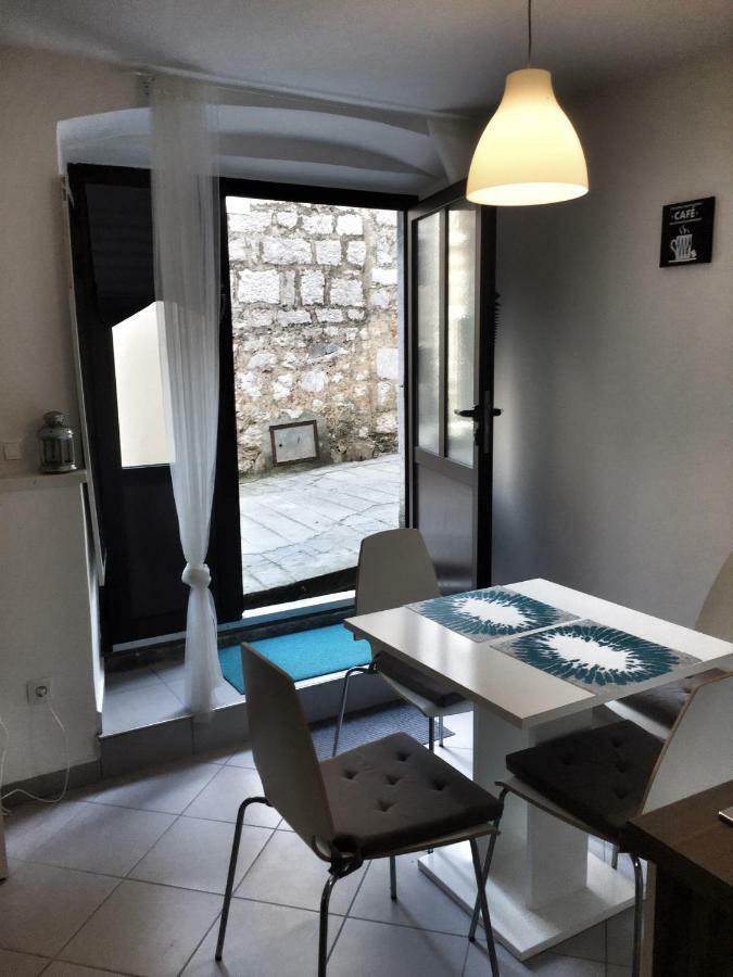 Apartment Estera Jelsa  Eksteriør billede